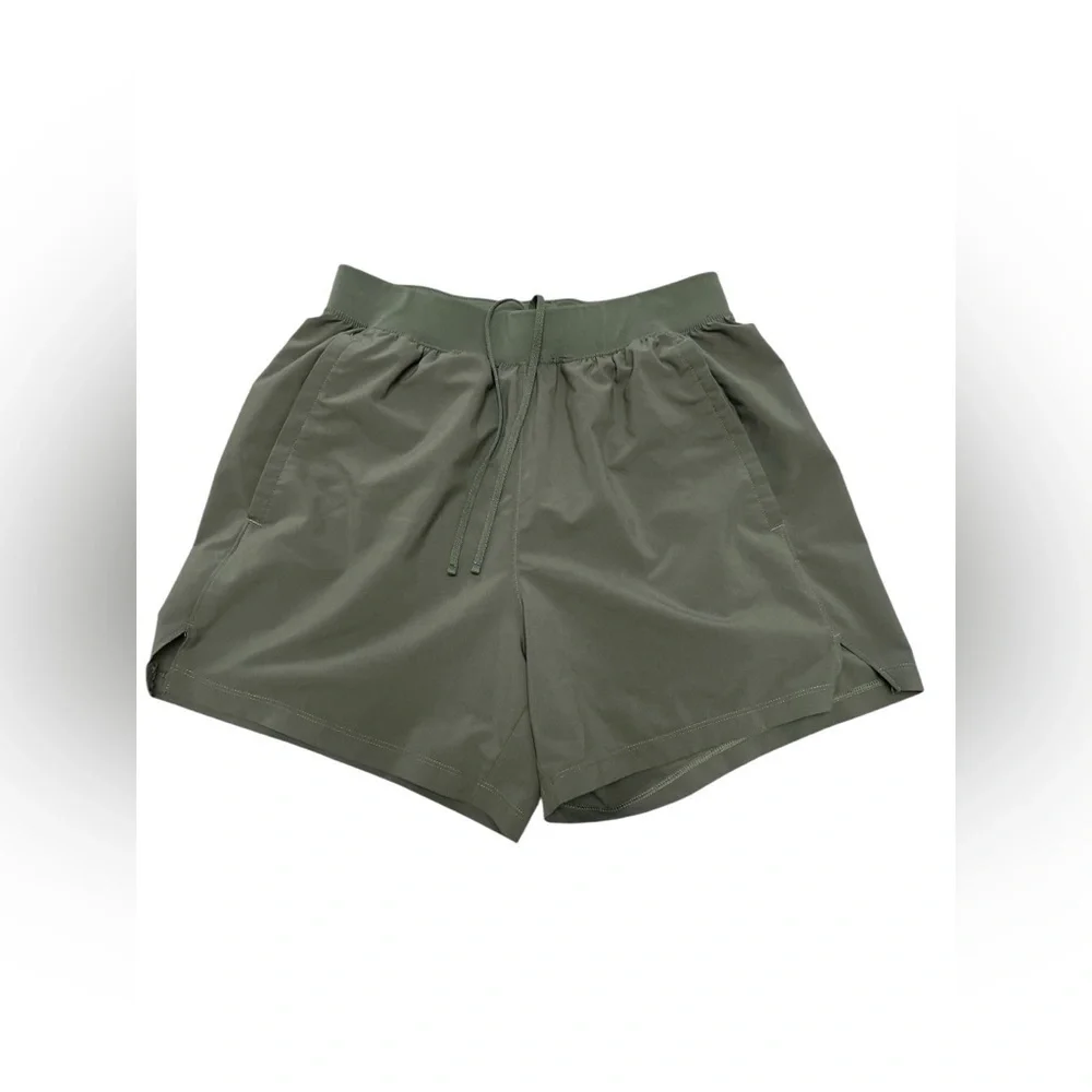 Under armour green athletic workout shorts - Picture 1 of 4